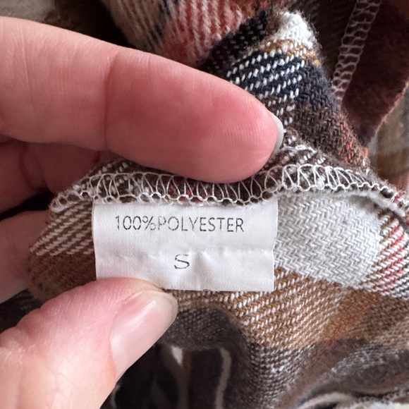 Plaid Button-Up Shirt - Picture 4 of 4